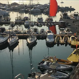 Apartment Hirondelle Port, Fréjus